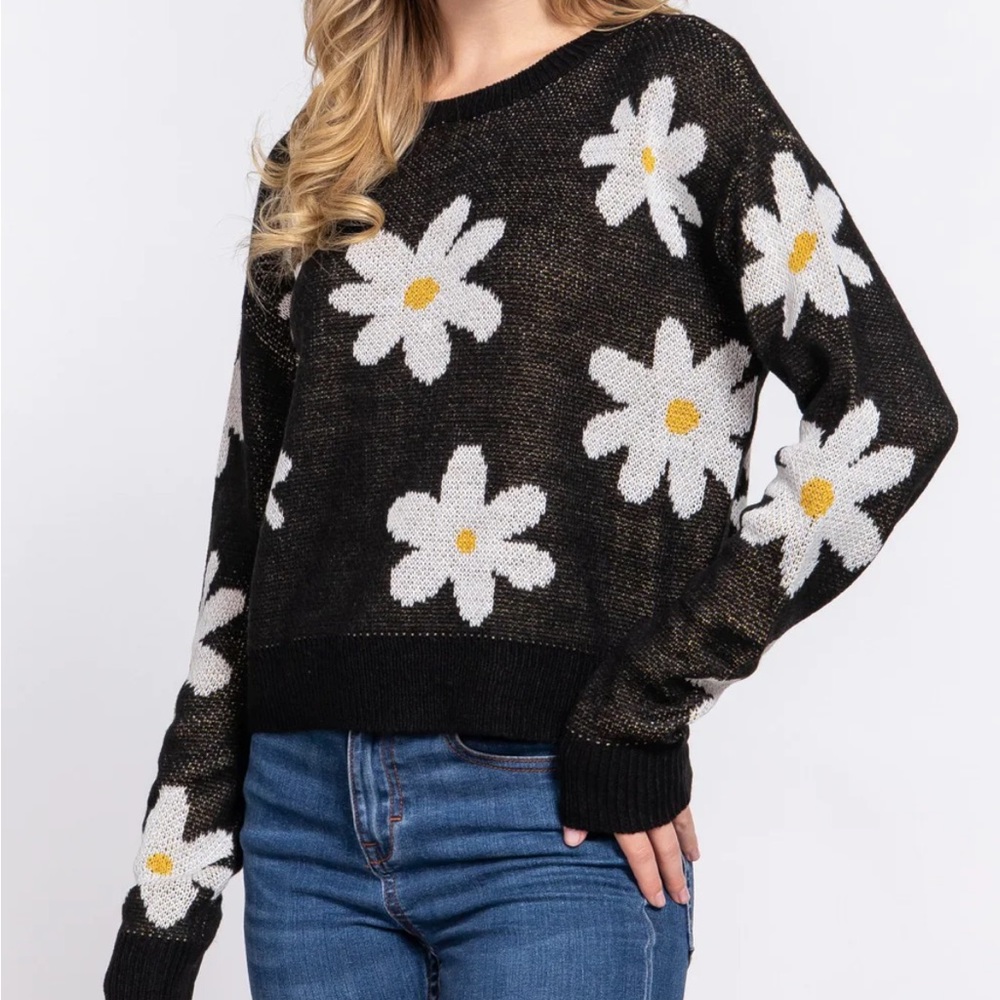 Liam & Co Daisy Sweater